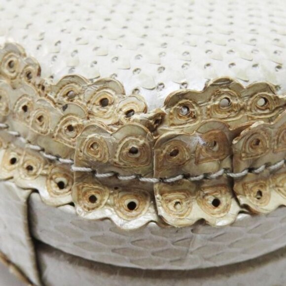 Bottega Veneta All Leather Knot Clutch - Picture 8 of 15